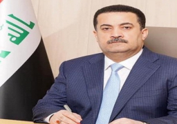 رئيس الوزراء العراقي يعفي محافظ البنك المركزي من منصبه