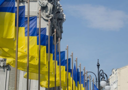 رئيسا البرلمان الأوكراني والفرنسي يبحثان صيغة السلام وإمداد أوكرانيا بالأسلحة