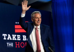 لحزب الجمهورى يرشح كيفن مكارثى لرئاسة مجلس النواب الأمريكى خلفا لبيلوسى