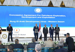 وزير البترول : توقيع 5 اتفاقيات لحفر 11 بئرا بحد أدني استثمارات 40 مليون دولار