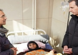 الرئيس السوري يزور العائلات المتضررة من الزلزال في اللاذقية