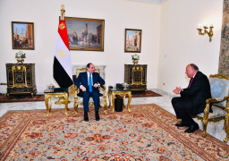 اجتمع السيد الرئيس عبد الفتاح السيسي اليوم مع السيد سامح شكري وزير الخارجية