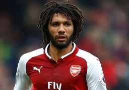 أرسنال يعلن تجديد عقد محمد النني لموسم واحد