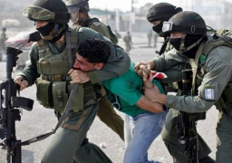 الاحتلال الإسرائيلي يعتقل شابين فلسطينيين ويهدم منزلا بالقدس
