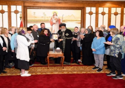 بالصور.. البابا تواضروس الثاني يستقبل وزيرة الهجرة ووفد حوار الأديان من الولايات المتحدة الأمريكية