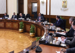 بالصور.. رئيس الوزراء يتابع الموقف التنفيذي لتوفير الأراضى الصناعية