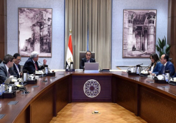 بالصور.. رئيس الوزراء يستعرض مع وزير التعليم العالى أهداف المنصة الإلكترونية للإرشاد المهني لطلاب الجامعات