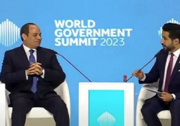 خلال جلسة حوارية على هامش قمة ا لحكومات .. الرئيس السيسي يؤكد أهمية دعم الأشقاء العرب للدولة المصرية