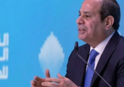 في كلمته بالجلسة الرئيسية لقمة الحكومات .. السيسي: مصر نجحت في تجاوز تحديات صعبة ومتوازية عقب 2011