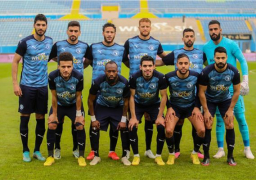 فيوتشر يواجه بيراميدز فى مباراة تكسير عظام بالكونفدرالية