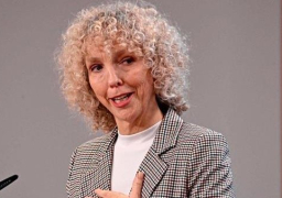 مبعوثة ألمانية للمناخ تدعو مجموعة السبع لتقديم إلتزامات واضحة بشأن ظاهرة الاحتباس الحراري