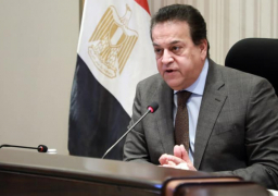 وزير الصحة يعقد اجتماعه الأول مع لجنة اختيار النموذج النمطي 200 سرير ذات الهوية الموحدة