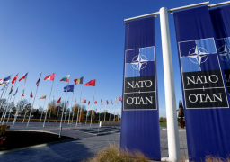 الناتو : حديث روسيا عن الأسلحة النووية خطير جدا