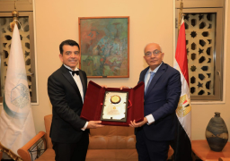 وزير التربية والتعليم يبحث مع مدير عام “الإيسيسكو” سبل تعزيز التعاون فى مجال تطوير قدرات المعلمين