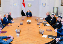 الرئيس السيسي يستقبل وفدا من رؤساء وممثلي عدد من كبريات الشركات العالمية في مجال إدارة وتشغيل الخطوط الملاحية