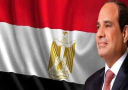 الرئيس السيسي يوجه بإعداد حزمة لتحسين الدخول تتضمن زيادة للموظفين بحد أدنى ألف جنيه شهريا