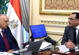 بالصور.. رئيس الوزراء يلتقي وزير الري لمتابعة عدد من ملفات عمل الوزارة