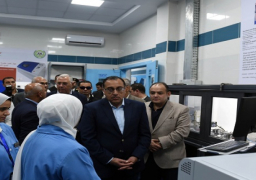 بالصور.. عقب جولته بعدد من مشروعات المنطقة الاقتصادية لقناة السويس.. مدبولي يشهد افتتاح المعامل المركزية الجديدة بميناء العين السخنة