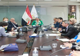 بالصور.. وزيرة البيئة تستعرض مع بعثة البنك الدولي مستجدات مشروع إدارة تلوث الهواء وتغير المناخ بالقاهرة الكبرى
