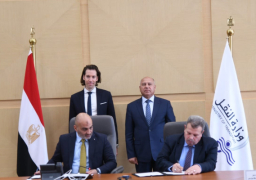 بالصور..وزير النقل يشهد توقيع بروتوكول تنفيذي لبرامج أكاديمية مصر للنقل السككي بين شركة فرنسية وهيئات الوزارة