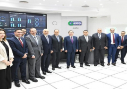 وزير البترول يتفقد تطورات المركز القومى للتحكم فى الشبكة القومية للغازات