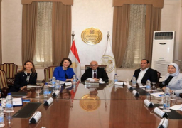 وزير التعليم يبحث تعزيز التعاون مع رئيس المجلس التنفيذي لليونسكو