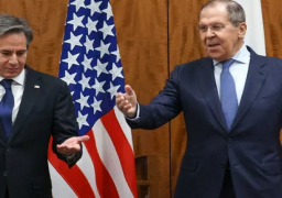 وزير الخارجية الأمريكي يلتقي نظيره الروسي في “لقاء مقتضب”