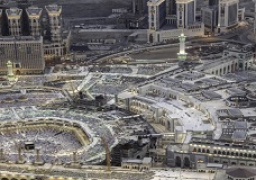 مسؤول: 7.4 مليون معتمر وفدوا للمسجد الحرام خلال أول 10 أيام من رمضان