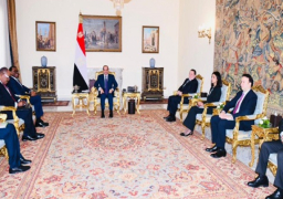 الرئيس السيسي يؤكد تطلع مصر لتعزيز التعاون مع بنك التنمية الإفريقي خلال الفترة المقبلة