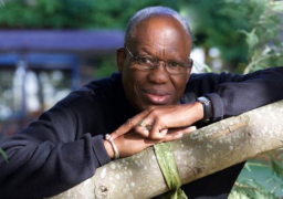 الشاعر السنغالي أمادو لامين صال يفوز بالجائزة الكبرى للشعر الأفريقي