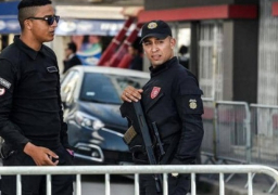 الشرطة التونسية تداهم مقر حزب النهضة وتبدأ إخلاءه وتفتيشه