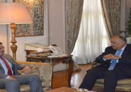 بالصور.. سامح شكري يستقبل وزير خارجية اليمن