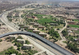 بالصور.. وزير النقل يعلن بدء التشغيل التجريبي لكباري السيل والمضيق بمحافظة أسوان امام حركة المرور