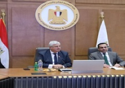 وزير التعليم العالي يجتمع برؤساء مجالس أمناء وأفرع الجامعات الأجنبية بالعاصمة الإدارية