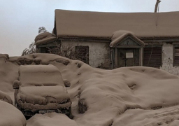 ثوران بركان شرقي روسيا والرماد البركاني يغطي قرى قريبة