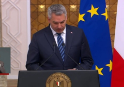 خلال مؤتمر صحفي مع الرئيس السيسي.. مستشار النمسا: مصر “حجر راسخ” للاستقرار والأمن في شمال إفريقيا