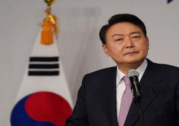 رئيس كوريا الجنوبية يهدد بيونج يانج بالأسلحة النووية الأمريكية