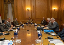 وزير الإنتاج الحربى يتابع الموقف التنفيذى بشأن تصنيع جهاز (توليد المياه من الهواء الجوى)