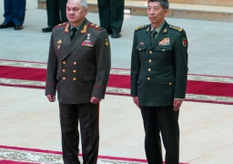 وزير الدفاع الروسي: التعاون بين موسكو وبكين له تأثير على استقرار الوضع بالعالم