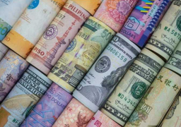 استقرار أسعار صرف الدولار مقابل الجنيه المصري وتراجع اليورو والإسترليني بداية التعاملات