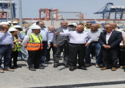 وزير النقل يتابع التجهيزات النهائية للافتتاح الرئاسي لمحطة تحيا مصر متعددة الأغراض على رصيف (55-62 ) بميناء الإسكندرية