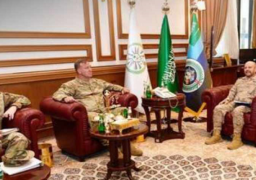 السعودية والولايات المتحدة تبحثان التعاون العسكري المشترك