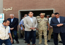 بالصور.. رئيس الوزراء يتفقد عددا من مشروعات “حياة كريمة” بقرية “الودي” بمركز الصف بالجيزة