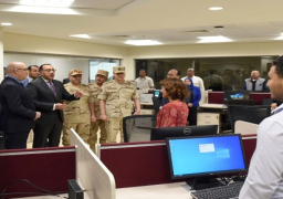 بالصور.. رئيس الوزراء يتفقد مقر وزارة الإسكان بالحي الحكومي بالعاصمة الإدارية