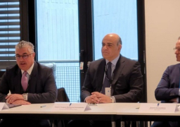 رئيس اقتصادية قناة السويس: إمكانات متفردة توفرها مصر لتعزيز استثمارات الوقود الأخضر