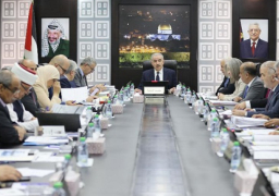 رئيس الوزراء الفلسطيني يدعو المانحين للمُساعدة في سد الفجوة التمويلية لمعالجة العجز في الموازنة