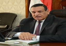 وزير التنمية المحلية يتلقى تقريراً عن أعمال الأسبوع الأول للموجة الـ 21 لإزالة التعديات علي أملاك وأراضي الدولة