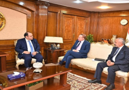 وزير التجارة يبحث مع مسؤولي شركتين سعوديتين خطط التوسع في الاستثمار بالسوق المصري