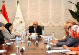 وزير التربية والتعليم يستعرض جهود وإنجازات الإدارة المركزية لشئون المعلمين