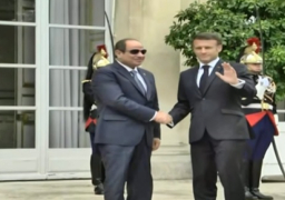 الرئيس السيسي يصل إلى قصر الاليزيه للقاء نظيره الفرنسي ماكرون